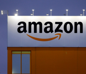 Amazon&#039;s Palm Print Recognition System Raises Concern Among US Senators