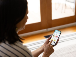 Amazon Plans to Expand Same-Day Grocery Delivery Service in Over 2,300 US Cities