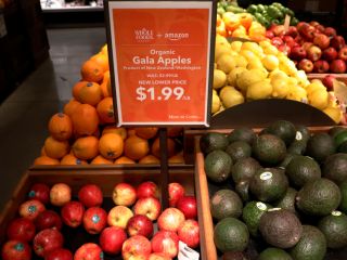 Amazon to Let Whole Foods Shoppers Pay With a Swipe of Their Palm in US