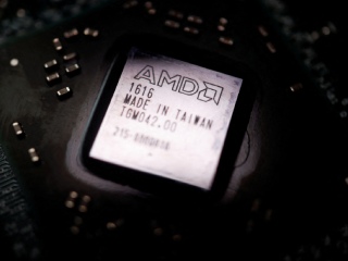 AMD Shares Sink 6 Percent as Company Misses Quarterly Sales Forecast Amid Weak PC Market