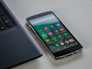 Fake Apps Masked as Cryptocurrency, Trading, Banking Apps Duping iOS, Android Customers: Sophos