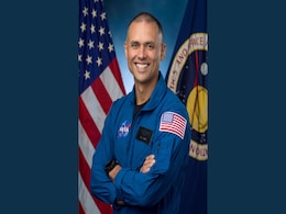 Indian-Origin Doctor Anil Menon Among 10 Astronauts Chosen by NASA for Moon Mission Indian-Origin Doctor Anil Menon Among 10 Astronauts Chosen by NASA for Moon Mission