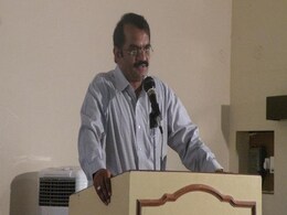 Chandrayaan-2: Obstacles on Lunar Surface May Have Been Stopping Lander From Receiving Signals, Chandrayaan-1 Director Says Chandrayaan-2: Obstacles on Lunar Surface May Have Been Stopping Lander From Receiving Signals, Chandrayaan-1 Director Says