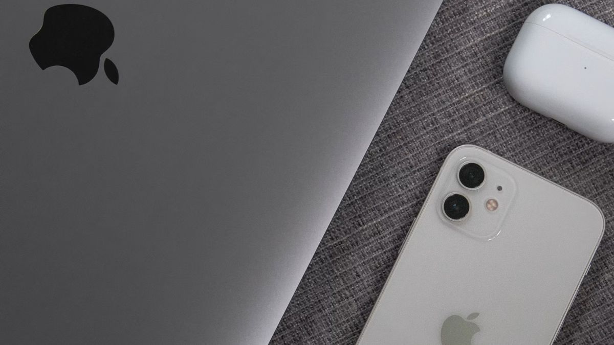 How to Build the Ultimate Apple Ecosystem? Top Tech Picks Listed