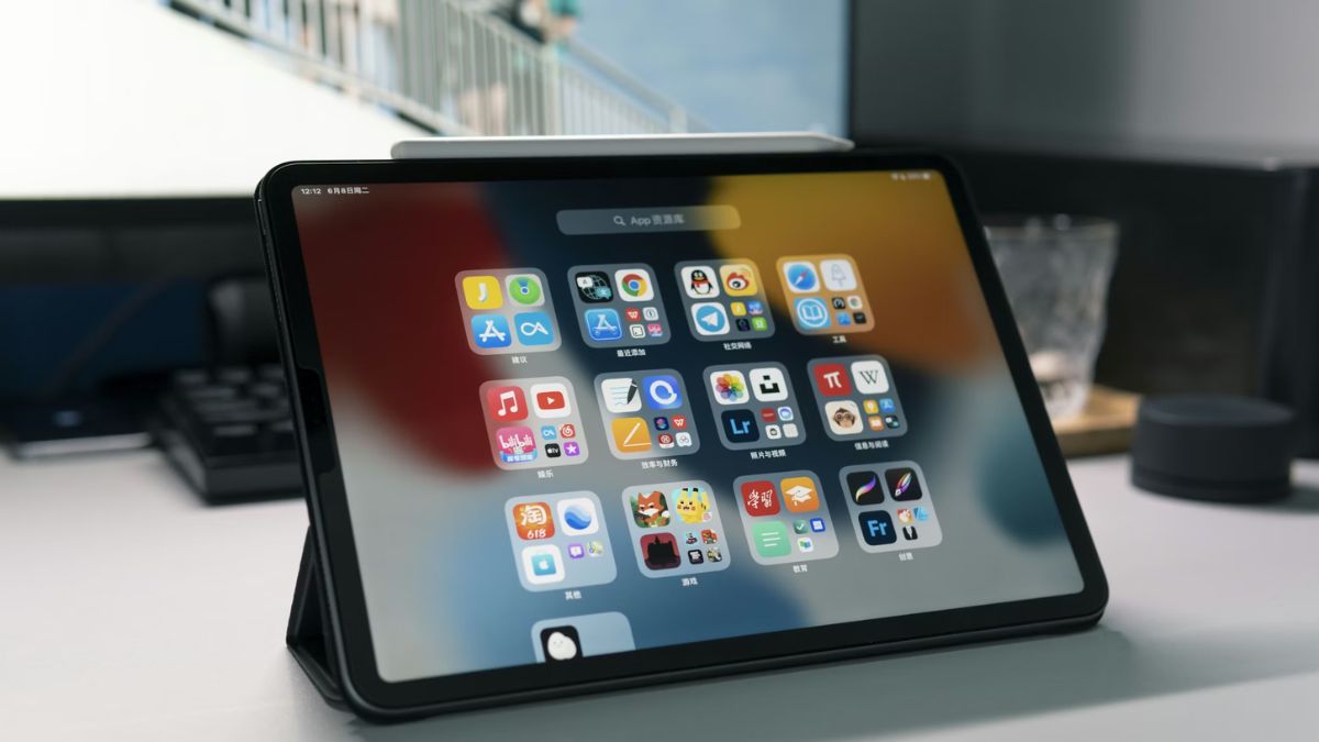 Why Are iPads Better Than Other Branded Tablets? Know More About Their Features, Pros, and More
