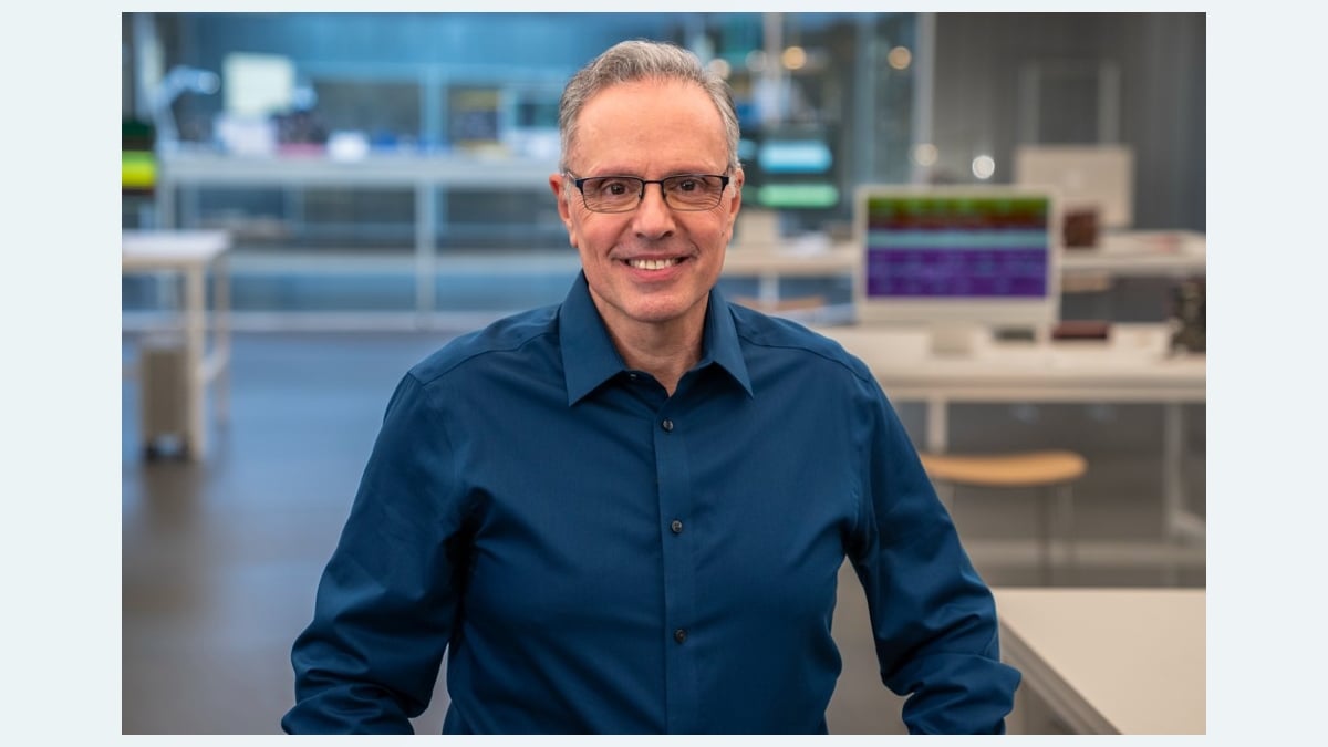 Apple's New Chief Hardware Officer Restructures Leadership to Speed Up Product Development: Report