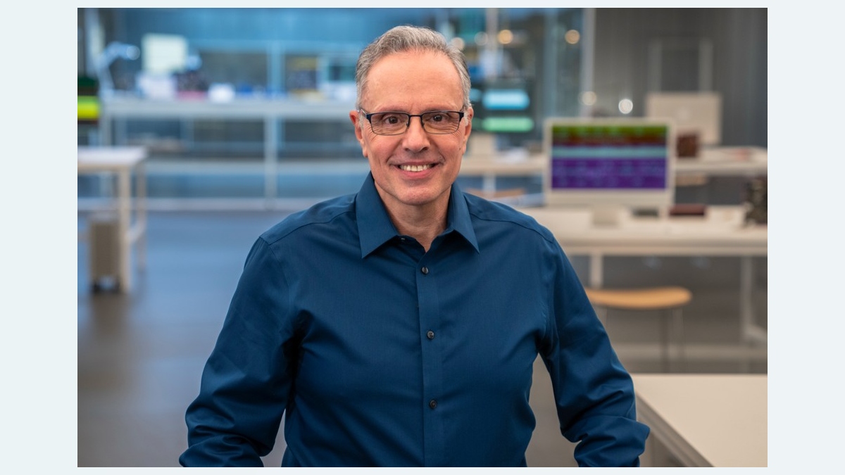 Apple's New Chief Hardware Officer Restructures Leadership to Speed Up Product Development: Report