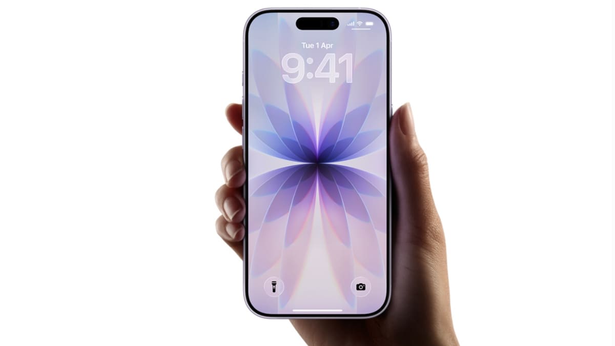 Samsung Galaxy S26 Series Tipped to Support AirDrop Compatibility via Quick Share