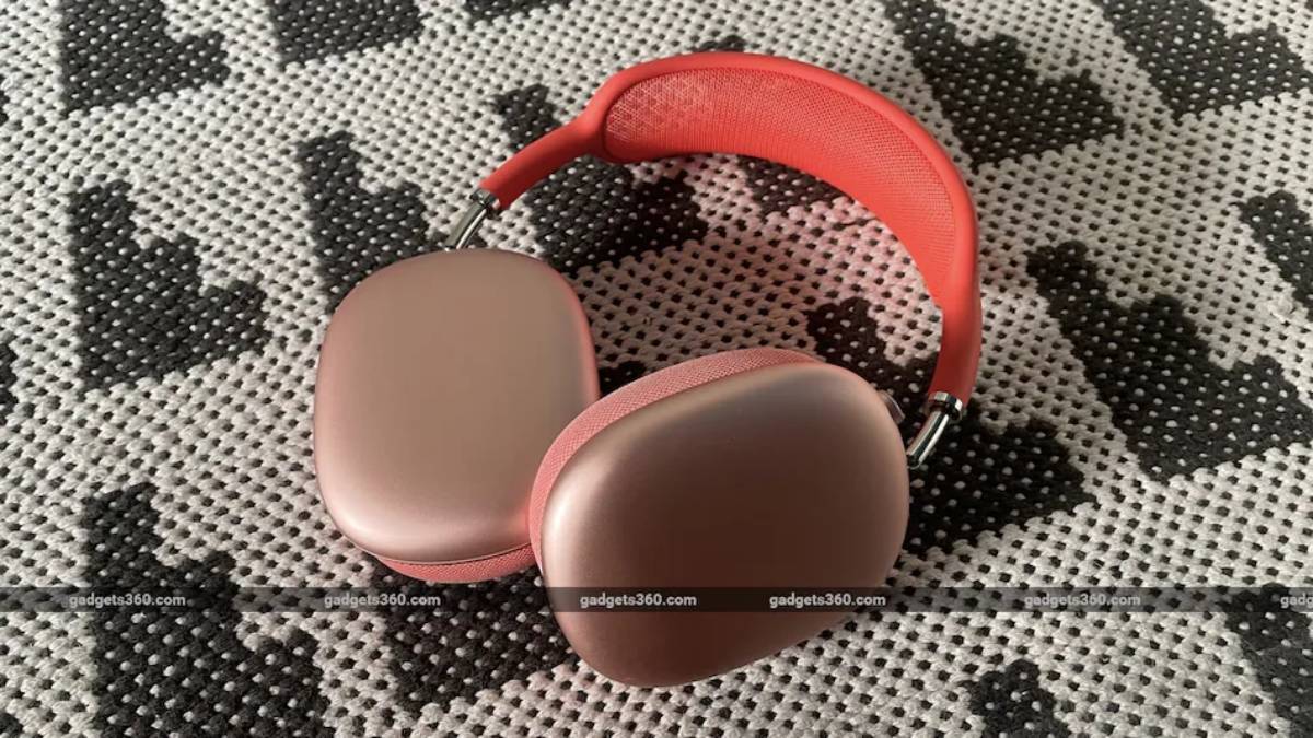 Apple AirPods Max New Colour Variants Said to Launch Later This Year Alongside AirPods Pro 2