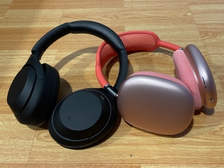 Apple AirPods Max vs Sony WH-1000XM4: Which Is the Best Wireless Active Noise Cancelling Headset?