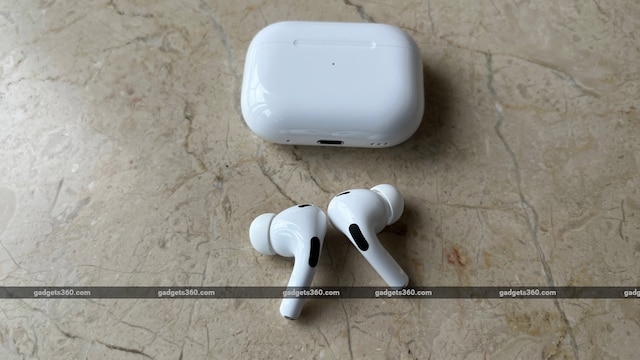 Flipkart Diwali 2025: AirPods Pro 2 Price in India Drops Under Rs. 15,000 Flipkart Diwali 2025: AirPods Pro 2 Price in India Drops Under Rs. 15,000