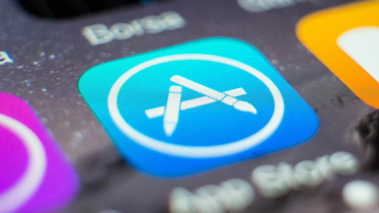 How to Disable or Enable Automatic App Updates on iPhone, iPad, and iPod Touch