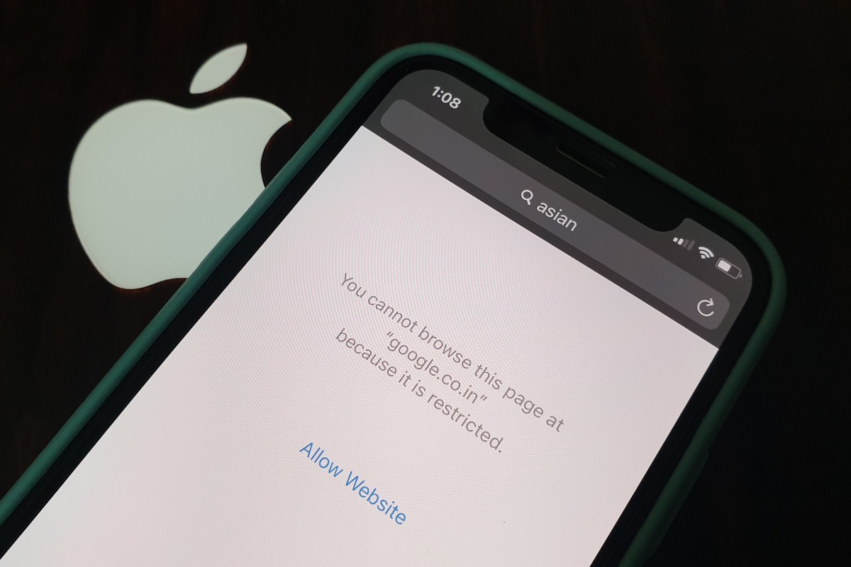 Apple’s Default Content Filters Restrict iPhone, iPad Users From Searching for the Word ‘Asian’
