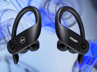 Apple Launches Special Edition Powerbeats Pro With &lsquo;Black-on-Black&rsquo; Aesthetics Offered by Fragment Design