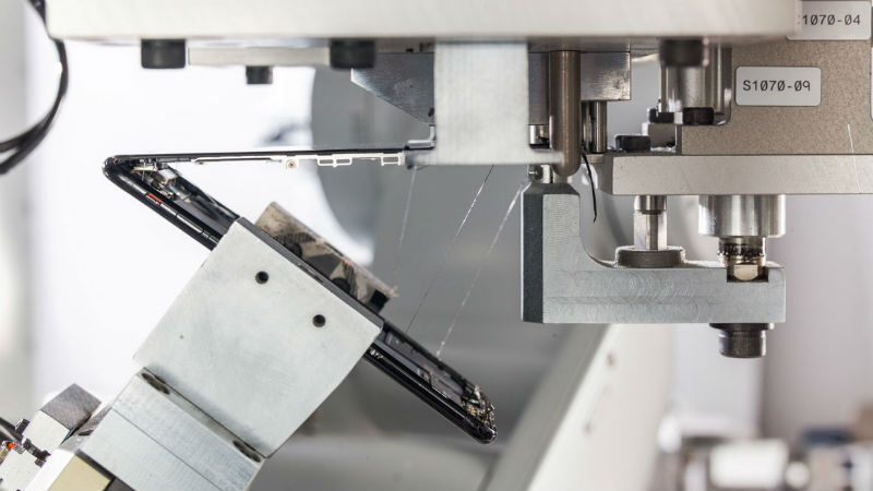 Apple Unveils 'Daisy' Recycling Robot Ahead of Earth Day