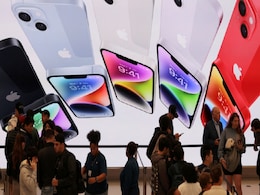 iPhone Sales Up 1.5 Percent as Apple's Quarterly Revenue Beats Expectations After Making Inroads in India iPhone Sales Up 1.5 Percent as Apple's Quarterly Revenue Beats Expectations After Making Inroads in India