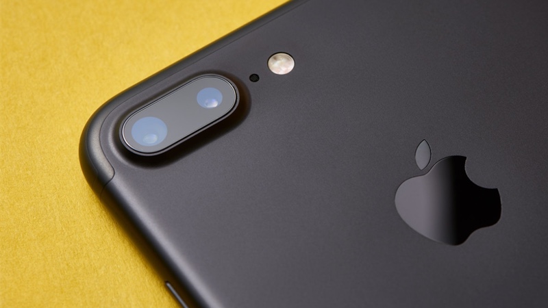 How to Download a Copy of All the Data Apple Has on You