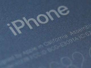 iPhone 8 Launch Has Firms Scrambling to Lock Up Memory Supply