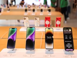 Apple to Likely See iPhone Sales Dip, Could Record 1.6 Percent Drop in Total Quarterly Revenue Apple to Likely See iPhone Sales Dip, Could Record 1.6 Percent Drop in Total Quarterly Revenue