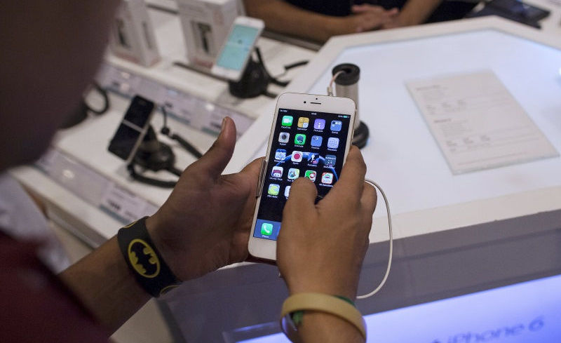 Apple Pays $450,000 for Alleged Hazardous Waste Violations