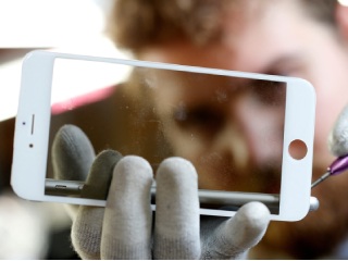 France Halts iPhone 12 Sales Over High Radiation Levels, Threatens Recall