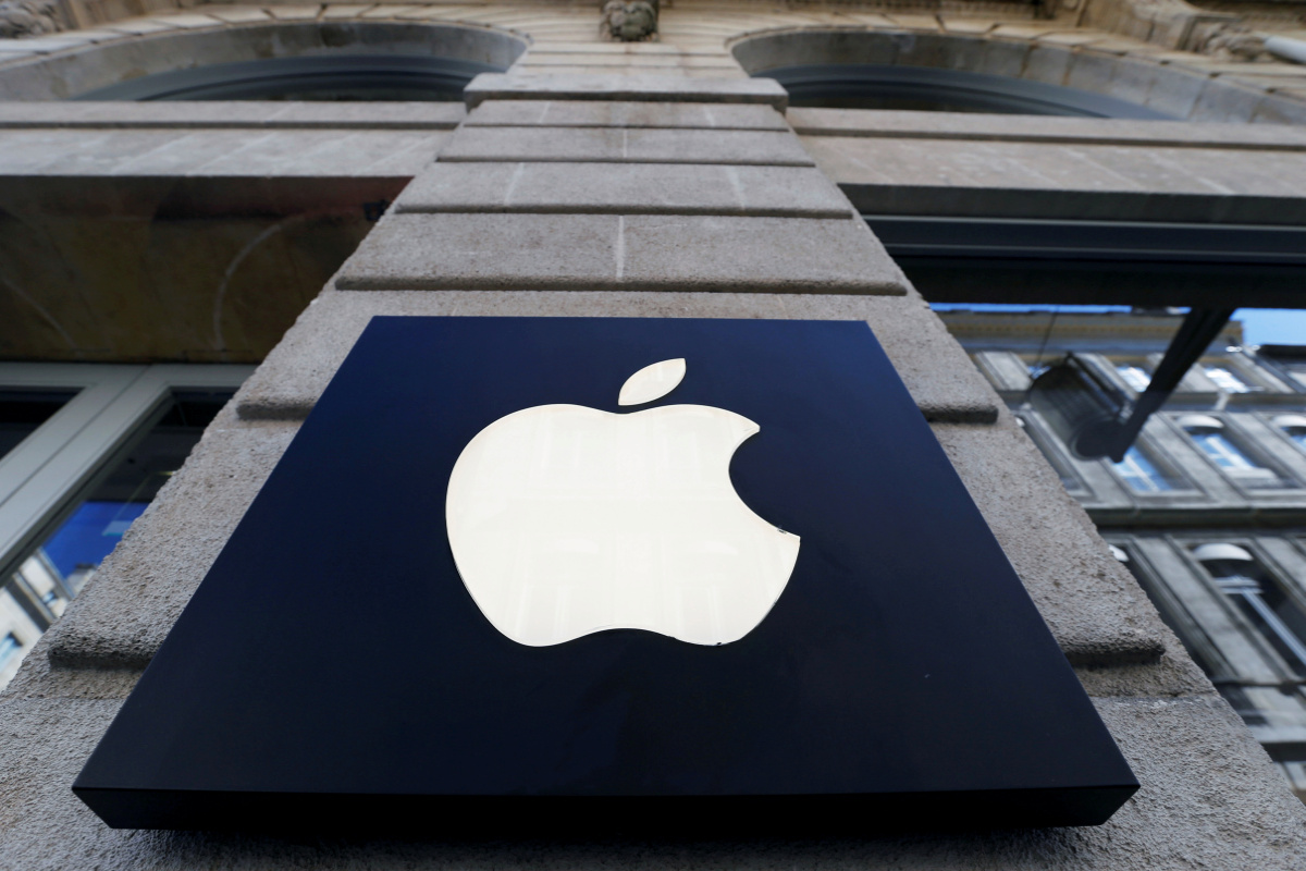 Apple Moving Forward on App Privacy Update Despite Pushback