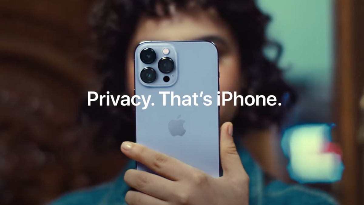 Apple's New Privacy Ad Showcases a 'Data Auction' to Incline People Towards iPhone