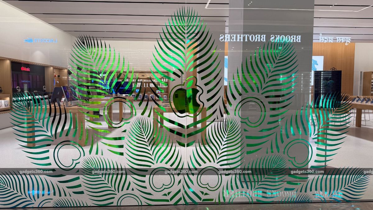 apple pune artwork Apple