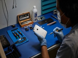 Big Tech, Independent Shops Spar Over 'Right to Repair' in US Big Tech, Independent Shops Spar Over 'Right to Repair' in US
