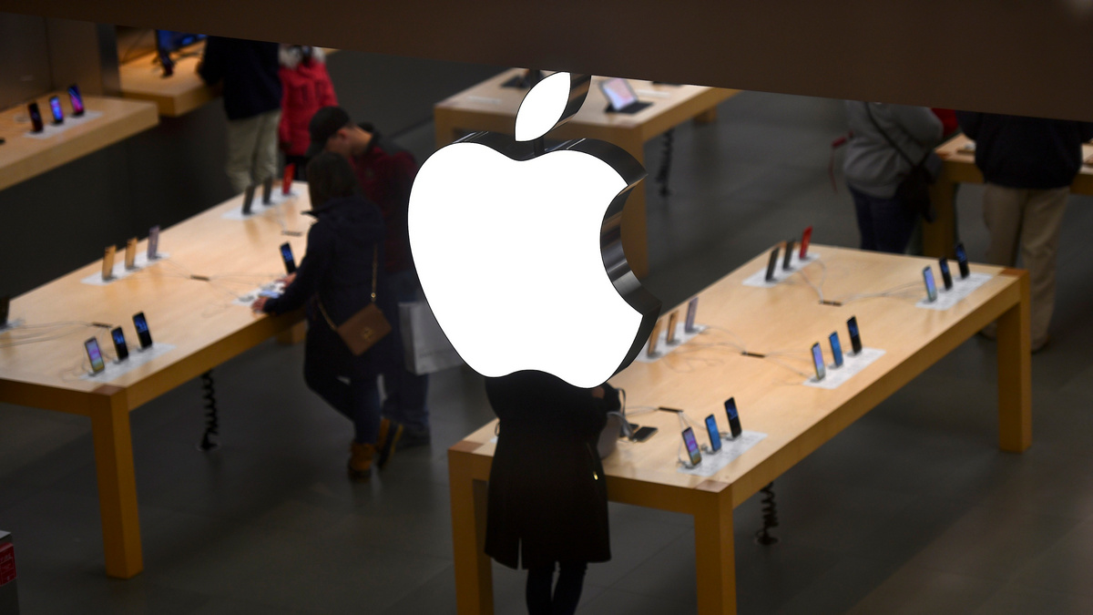 US Says Accused Apple Secrets Thief Had Patriot Missile File