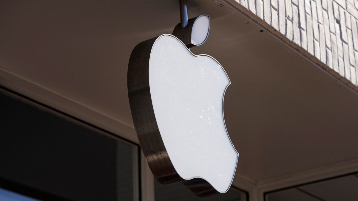 Apple Said to Be Preparing AI Tool for Developers, to Compete With Microsoft's GitHub Copilot