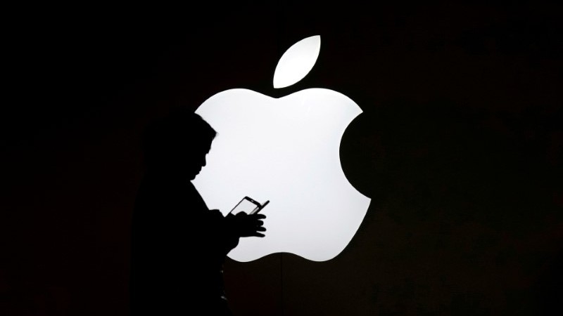 Apple Tops Sales Estimates on Services Surge, iPhone Gains
