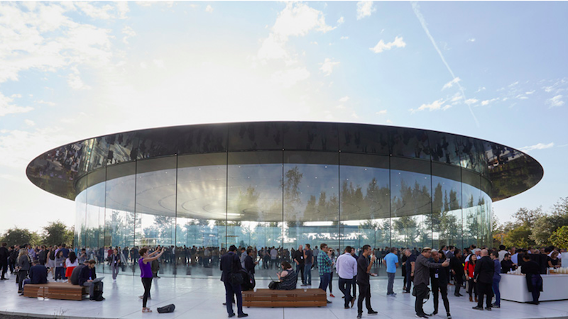 Apple's AI Chief Reveals Progress Company Has Made in Self-Driving Technology