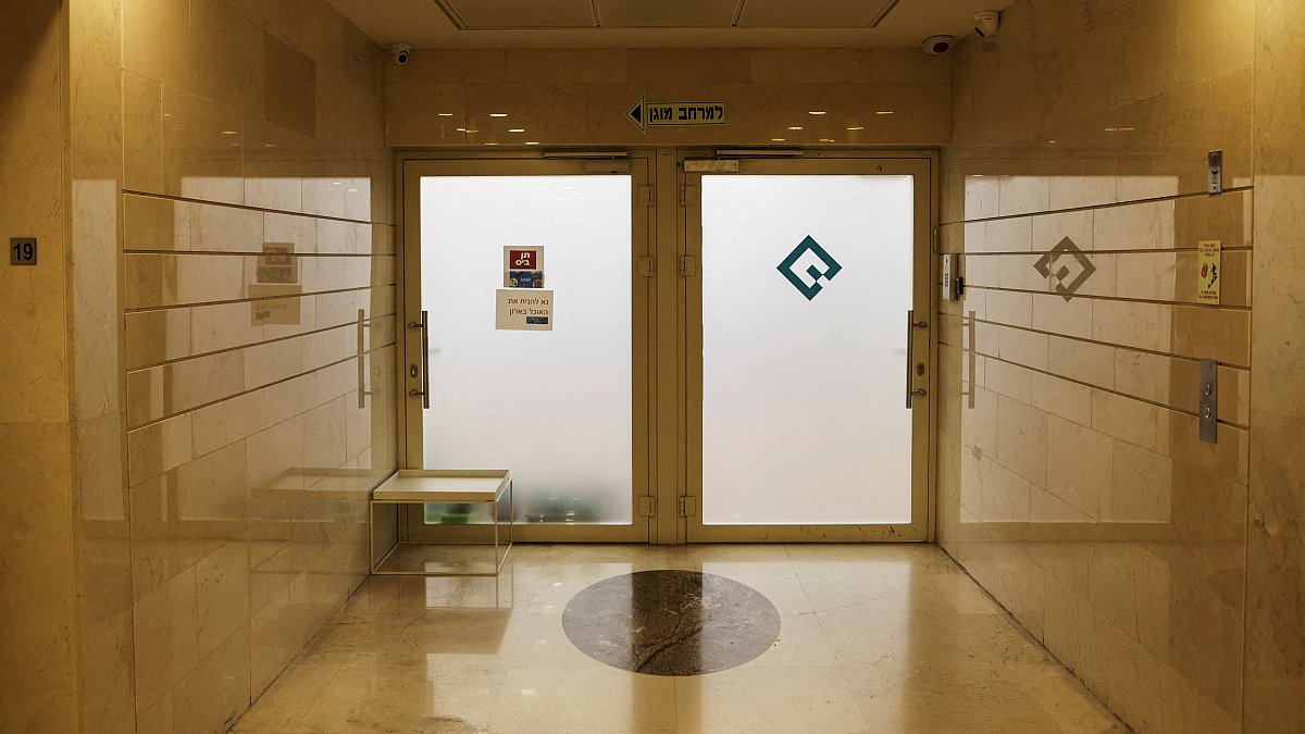 iPhone Flaw Exploited by Pegasus Spyware Said to Be Simultaneously Abused by Second Israeli Spy Firm