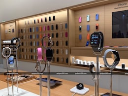 Apple Koregaon Park Opens Its Doors to Customers as First Apple Store in Pune Apple Koregaon Park Opens Its Doors to Customers as First Apple Store in Pune