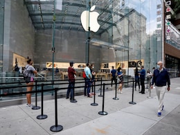 Apple Temporarily Shutting 17 of 20 Stores in France Amid Fresh COVID-19 Lockdown Apple Temporarily Shutting 17 of 20 Stores in France Amid Fresh COVID-19 Lockdown