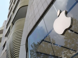 Apple Warns of Cybercrime Risks if EU Forces It to Allow Others' Software Apple Warns of Cybercrime Risks if EU Forces It to Allow Others' Software