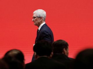 Apple CEO Tim Cook Forecasts Holiday Quarter iPhone Sales That Top Wall Street Estimates