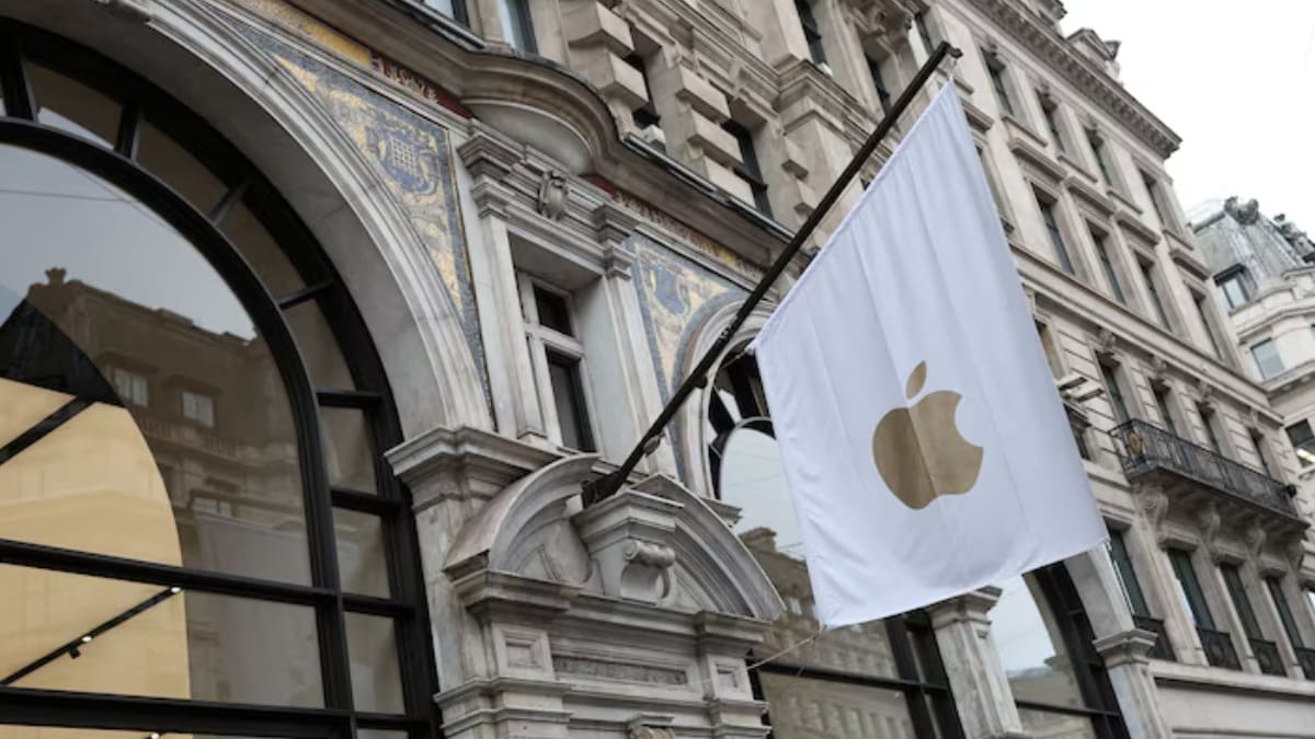 Apple May Be Required to Allow External App Payments in UK