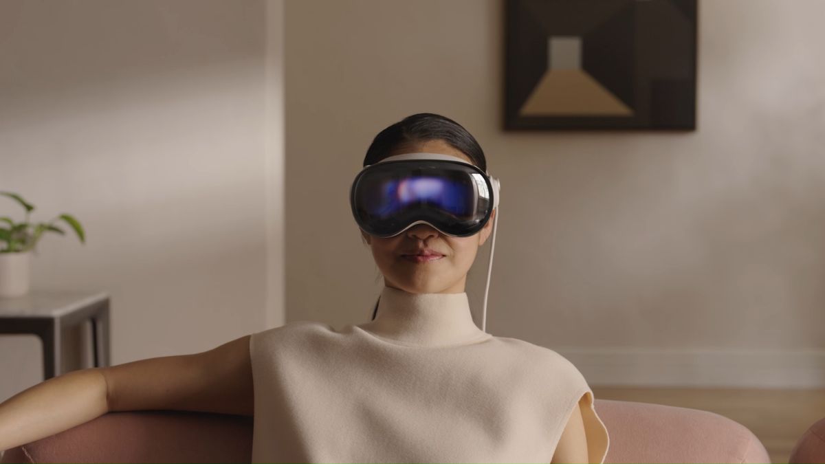 Apple Brings Alternative Payment Options to Vision Pro in the EU with visionOS 1.2 Update