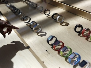 Apple Watch Sees Drop in Market Share Despite Wearables Market Growth: IDC