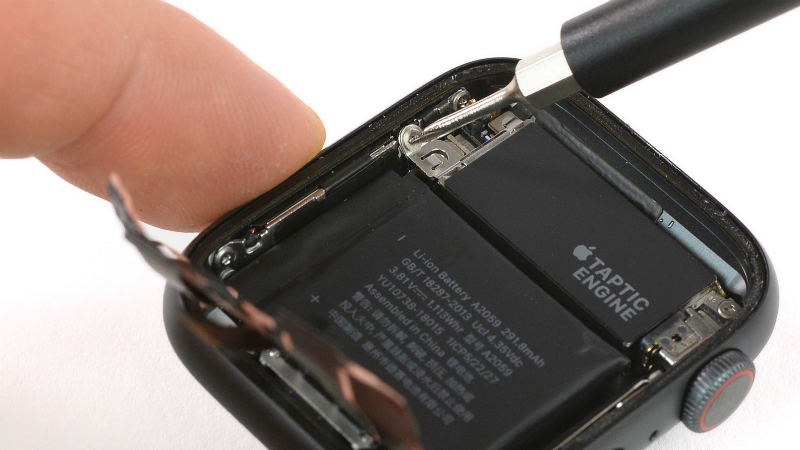 Apple Watch Series 4 Teardown Reveals Battery Capacity, Heart Sensor Placement, and More