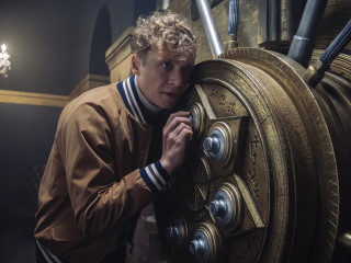 Army of Thieves Trailer Sets Up Netflix&rsquo;s Army of the Dead Prequel Movie