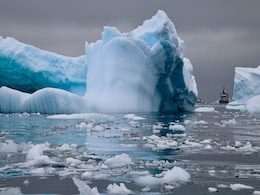 Arctic Ocean Likely to Experience Ice-Free Day by 2027, Study Warns Arctic Ocean Likely to Experience Ice-Free Day by 2027, Study Warns