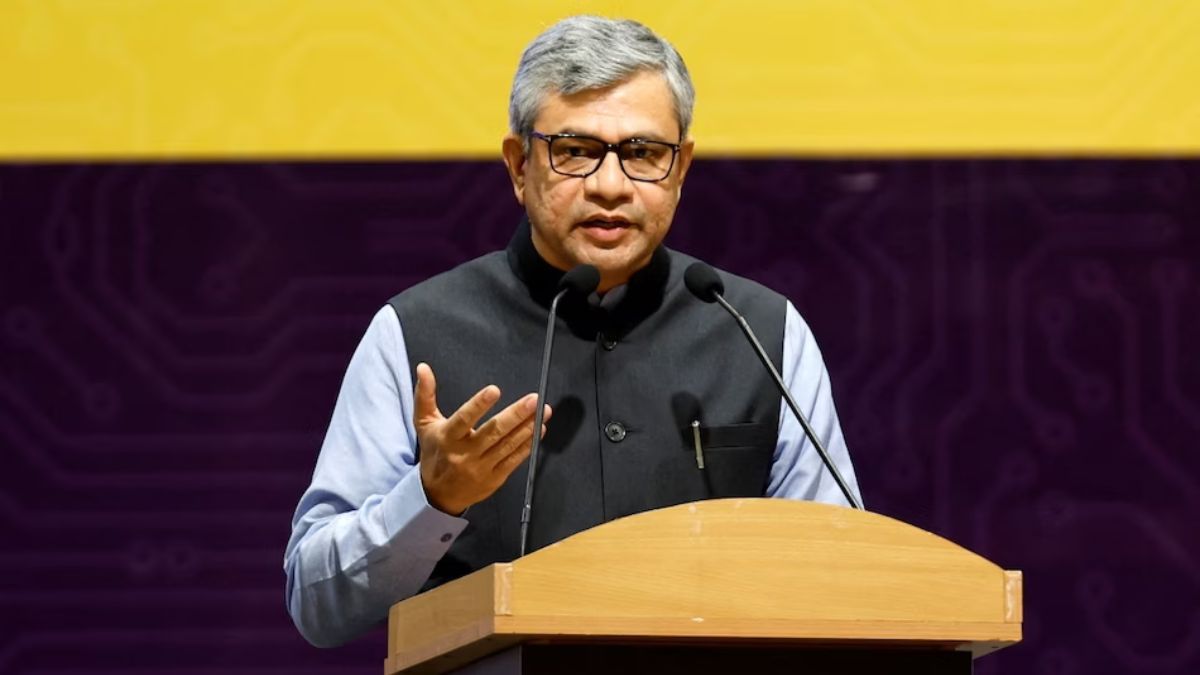 IT Minister Ashwini Vaishnaw Said to Have Met Real Money Gaming Firms to Discuss Transition After Ban