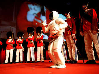 End of the Line for ASIMO, Honda&#039;s Famed Robot?