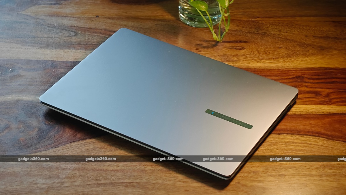Asus ExpertBook P5 (P5405) Review: Sleek and Sensible