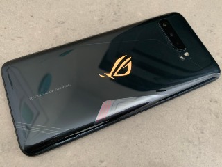 Asus ROG Phone 3 New Firmware Update Fixes Bypass Charging, Adds VoLTE Support on BSNL