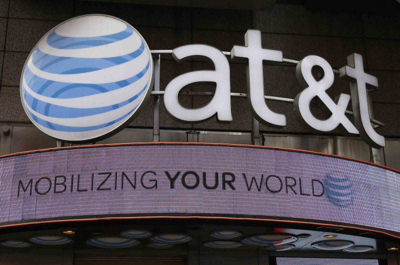 US FCC Says AT&T and Verizon Video Apps Violate Net Neutrality