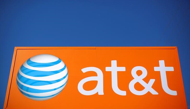 AT&T Bets on 5G With Straight Path Communications Buy for $1.25 Billion